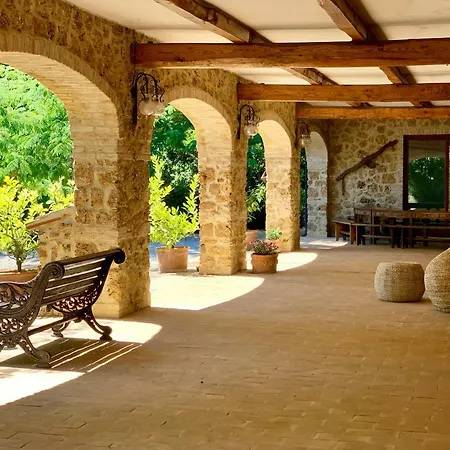 Hotel apartamentowy Casale San Giovanni Cura Nuova