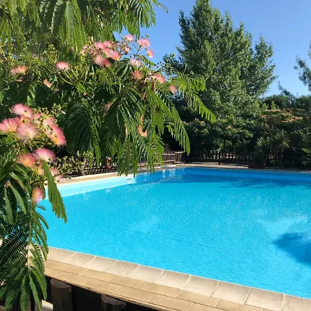 Casale San Giovanni Aparthotel