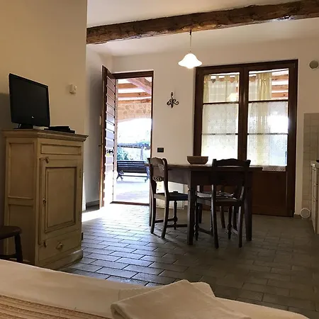 Casale San Giovanni 3*