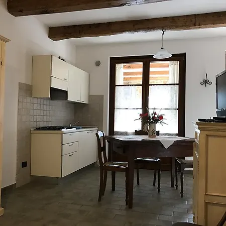 Casale San Giovanni 3*