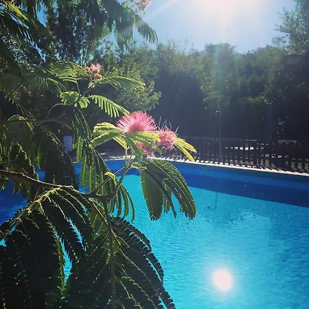 Casale San Giovanni 3*