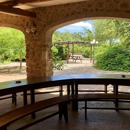 Casale San Giovanni Апарт-отель Кура-Нуова
