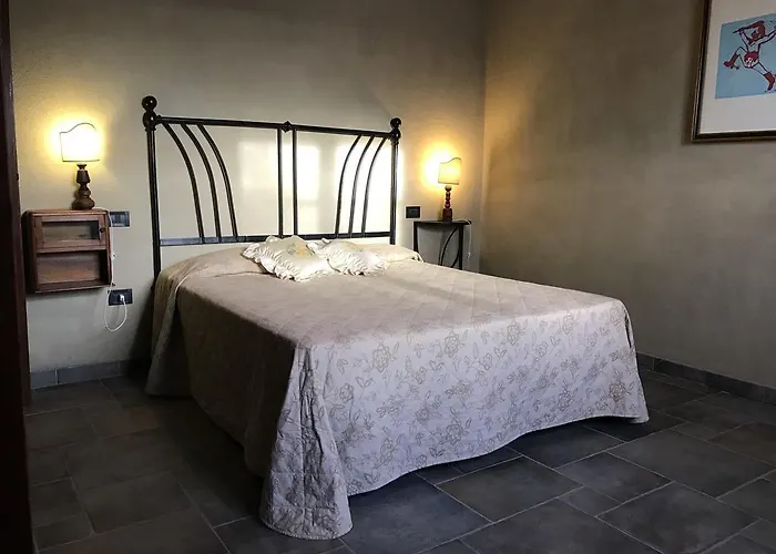 Casale San Giovanni 3*