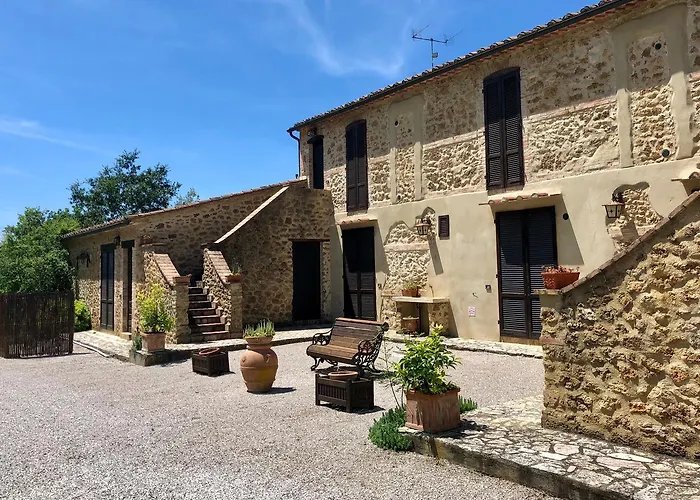 Casale San Giovanni 3*